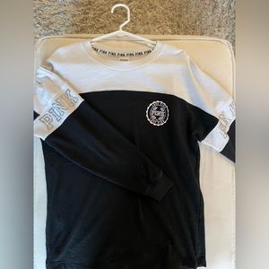 Victoria’s Secret Pink light weight pull over long sleeve with detail